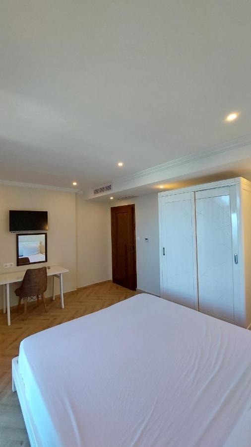 Blador Hotel Tichy Екстериор снимка